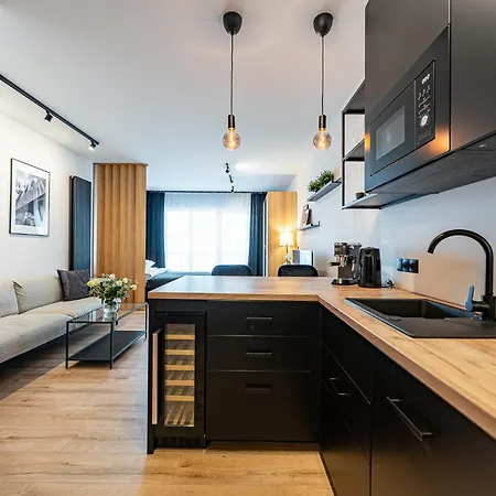 Tespis - Zabrska 15 Next To Global Office Park Katowice