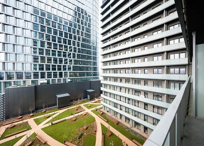 Tespis - Zabrska 15 Next To Global Office Park